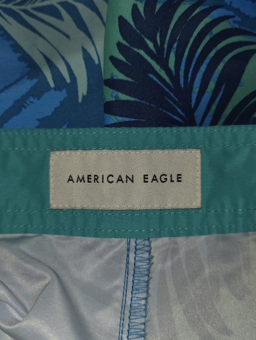 American Eagle Men's Teal & Blue Tropical Board Shorts Size Large